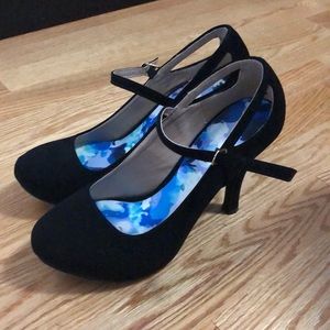 Platform Heels Round Toe Ankle Strap Pumps